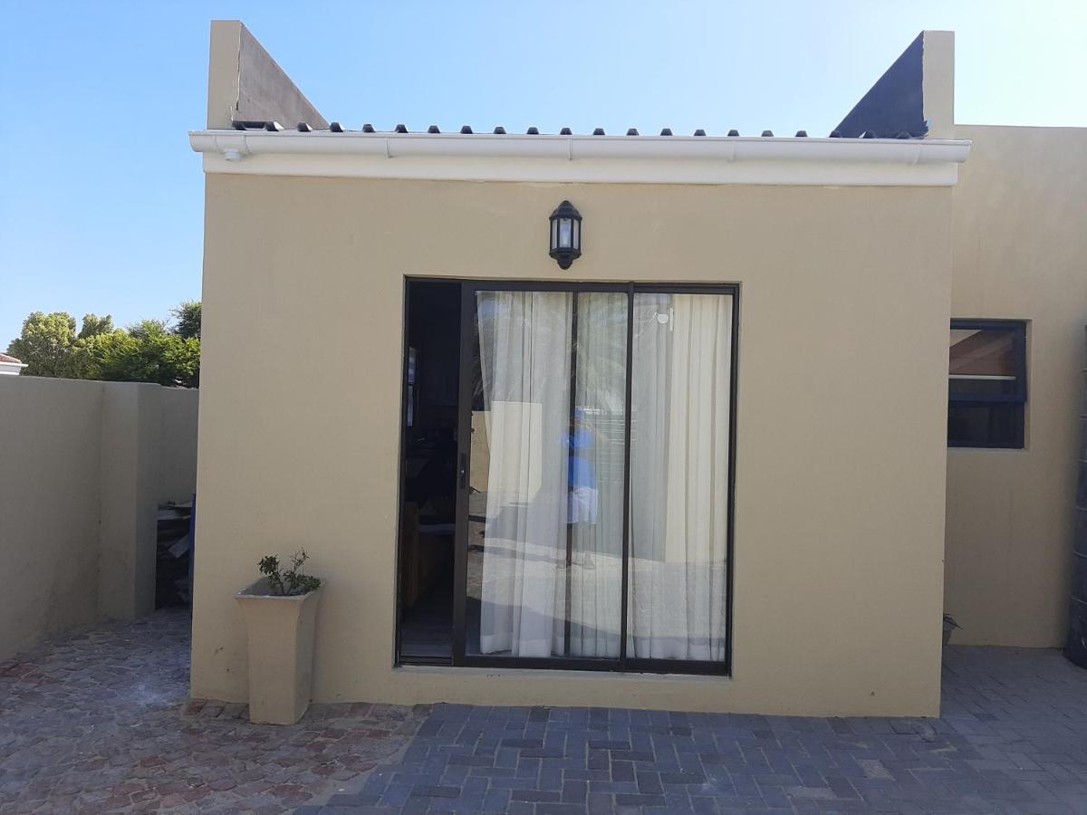 Апартаменты Shalom Self Catering Кейптаун Экстерьер фото